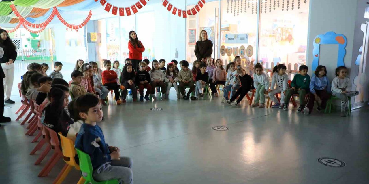 Miniklere ağız ve diş sağlığı eğitimi