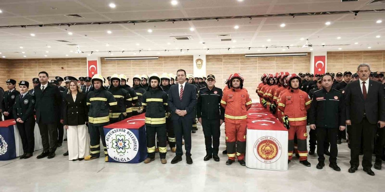 Muğla Büyükşehir Belediyesi’nde 100 yeni memur için yemin töreni düzenlendi