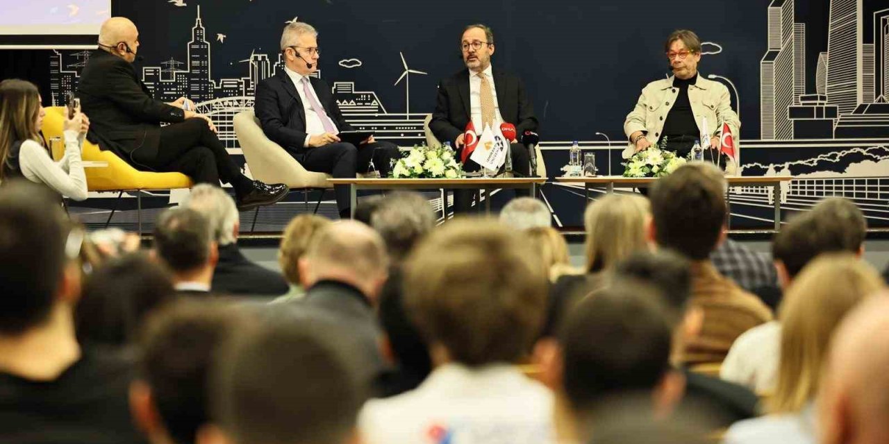 Kasapoğlu: "Türkiye’de çok güçlü bir spor tesisi alt yapısı var"