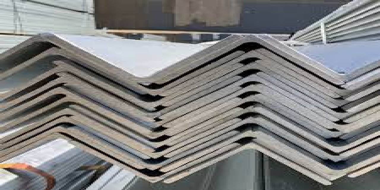 Depreme dayanıklı yapılarda köşebent demir kullanımı