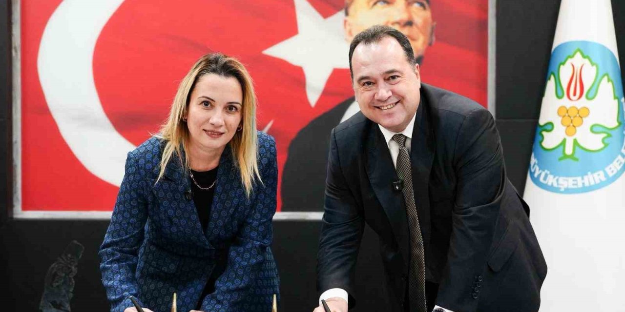 Manisa’da emeklilerin ilaç katkı paylarını belediye karşılayacak