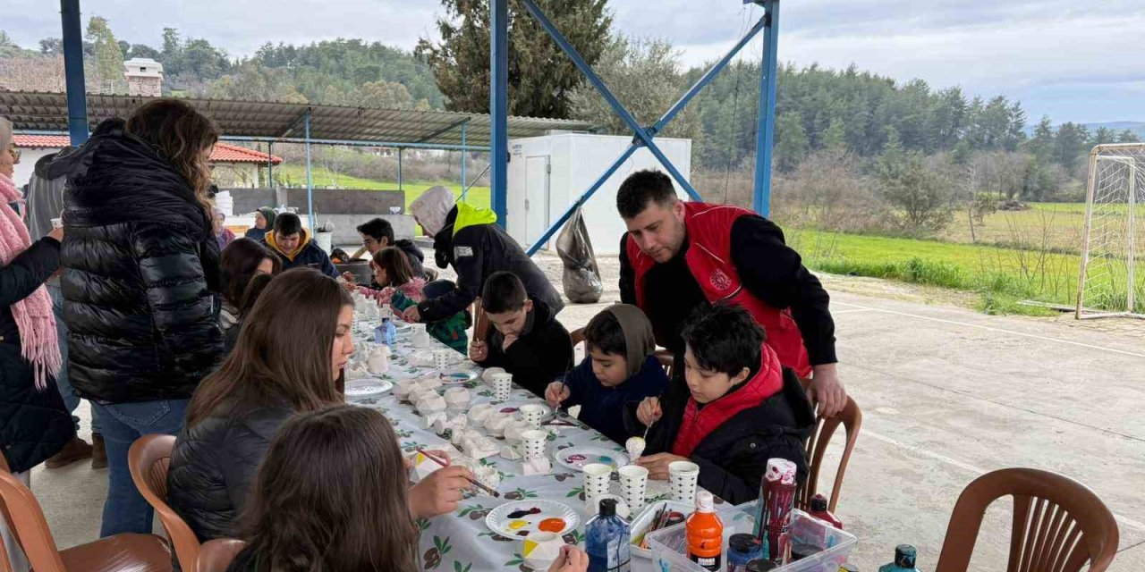 GSB Gençlik Kış Kulübü Esentepe’de çocuklarla buluştu