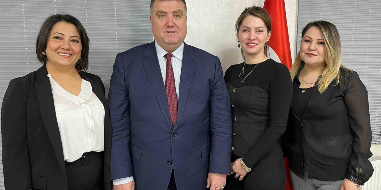 İzmir Şoförler Odası’ndan Türkiye’de bir ilk: ’Kadın Komisyonu’ göreve başladı