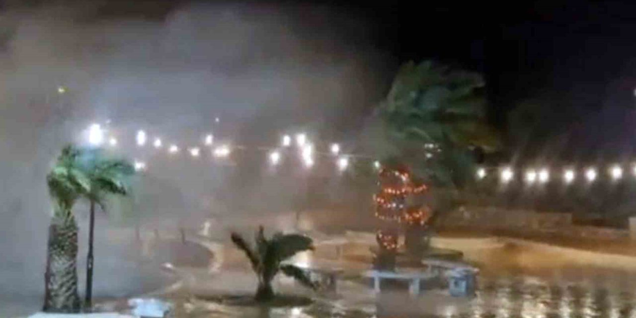 Datça’da fırtına etkili oldu