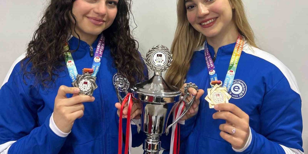 Ege Üniversitesi kick boksta zirvede