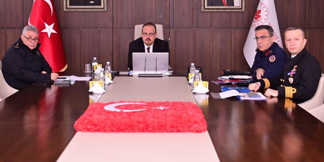 Vali Canbolat, Bakan Yerlikaya ile görüştü