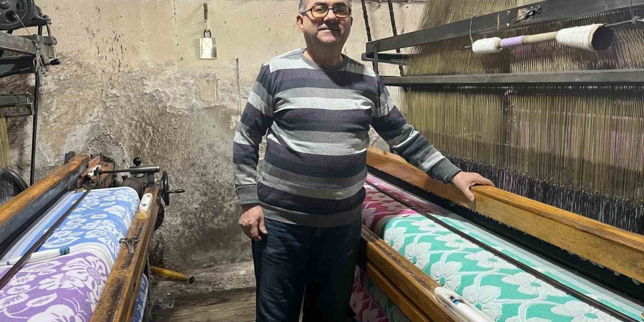 Buldan’da kara tezgâhlar zamana meydan okuyor