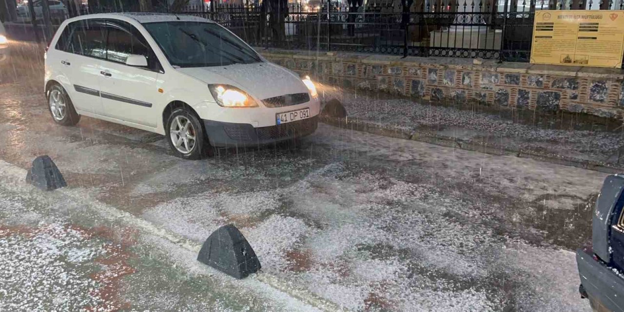 Menteşe’de dolu ve sağanak