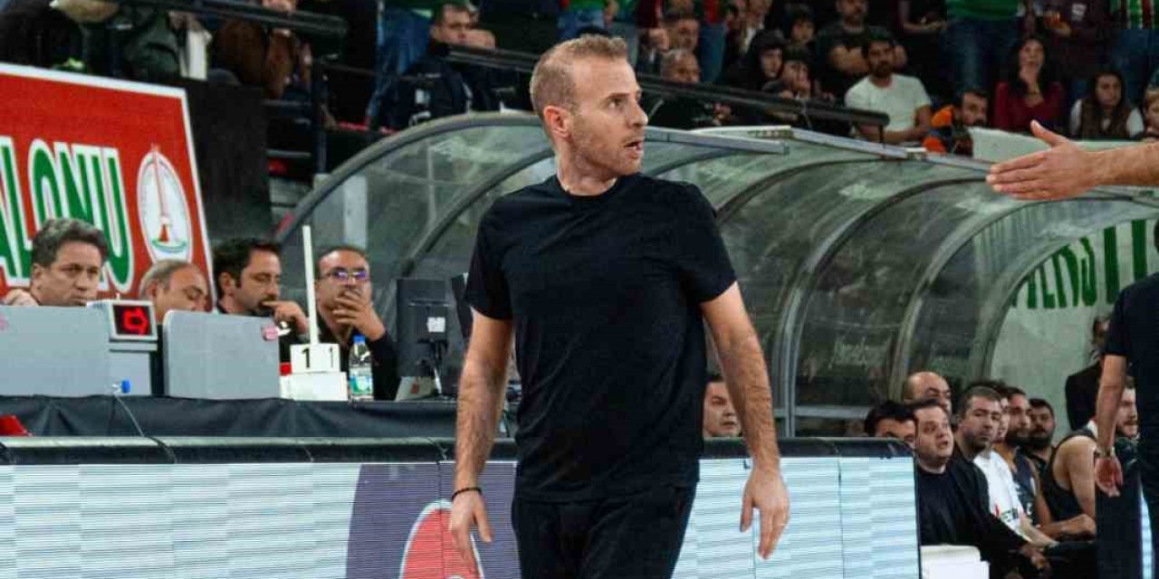 Karşıyaka Basketbol, son anlarda yıkıldı
