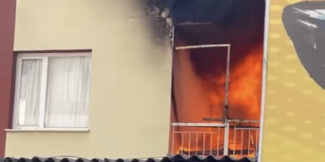 İzmir’de yangında ev alevlere teslim oldu