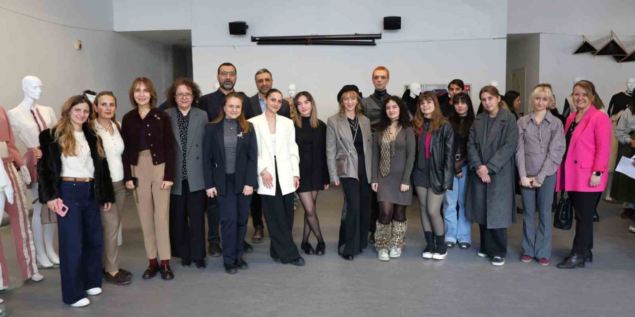 Ünlü ressamlar, modaya ilham verdi