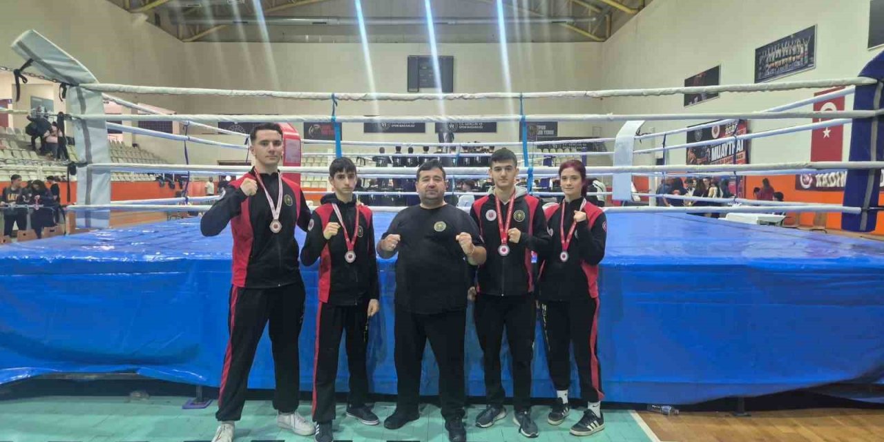 Manisa muaythaide, Ege’ye damga vurdu