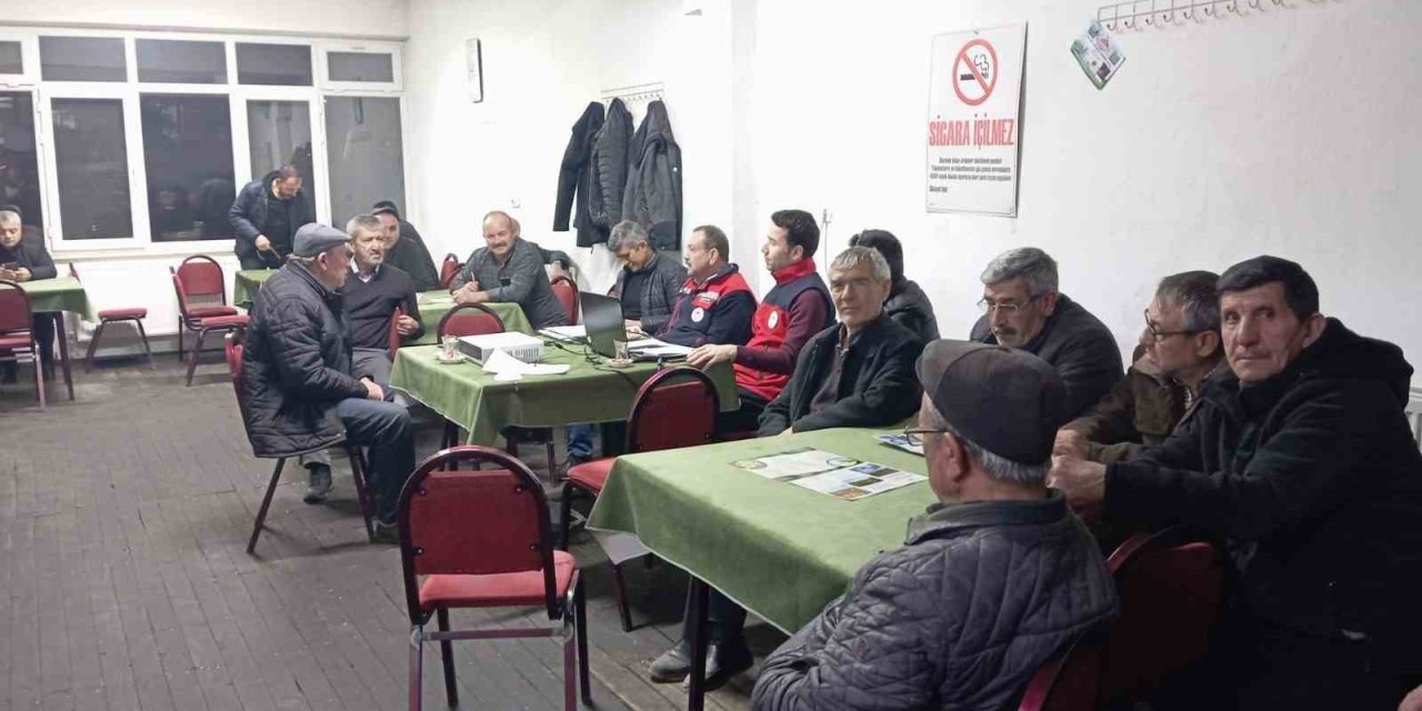 Çiftçilere ’Bitki Koruma Ürünleri Uygulayıcısı Eğitimi’