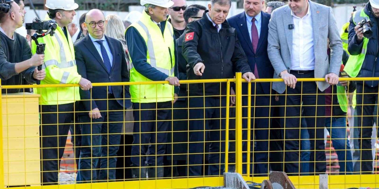 İzmir’in dev projesi Buca Metrosu’nda tünel kazıları tamamlandı