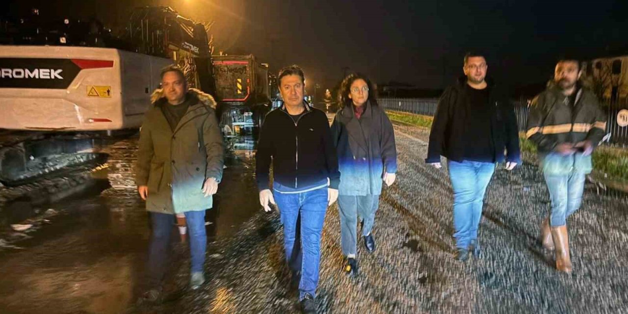 Aras çifti sabaha kadar yağmur mesaisi yaptı