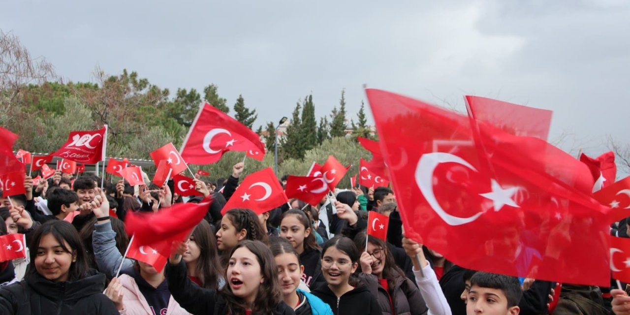 İzmir’de eğitimde ikinci dönem ’kırmızı-beyaz’ başladı