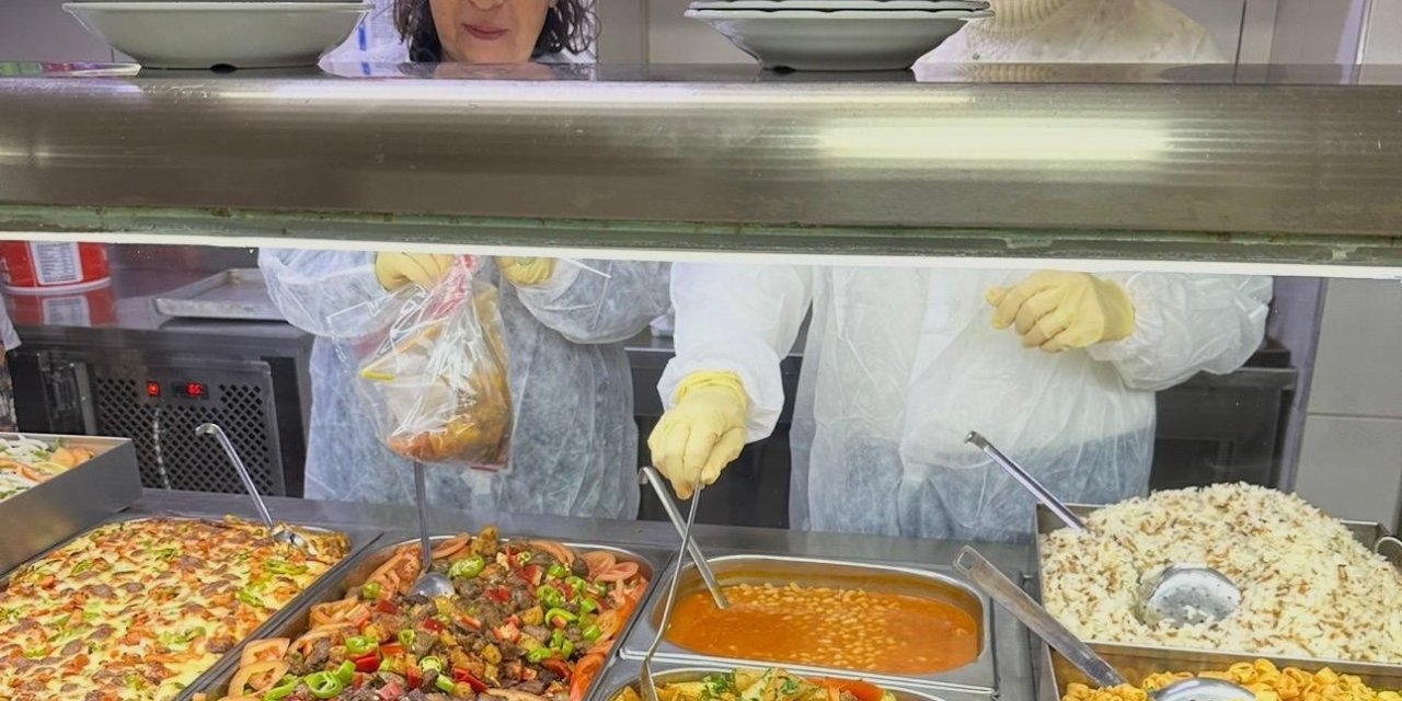 Uşak’ta toplu tüketim yerlerine yönelik denetimler aralıksız sürüyor