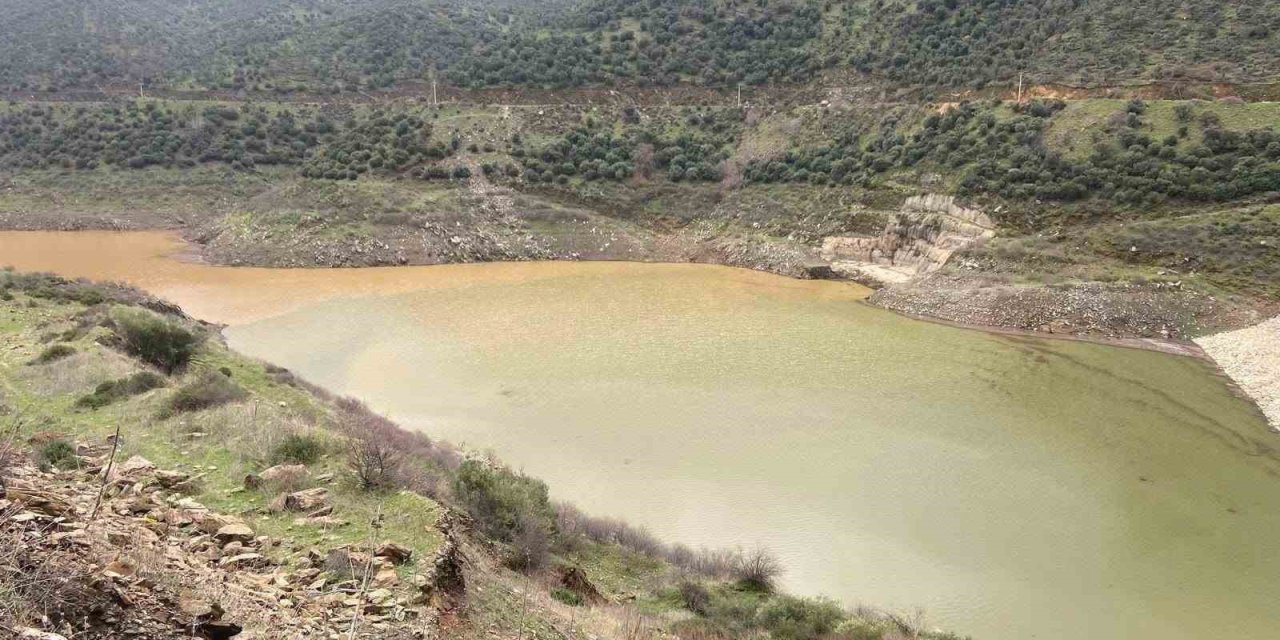 Bayındır’da yağmur bereketi: Zeytinova Barajı’nda su seviyesi arttı