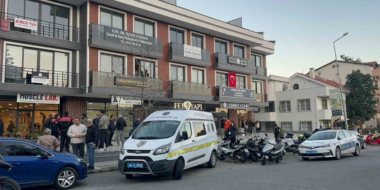 Marmaris’te silahlı kavga: 2 yaralı