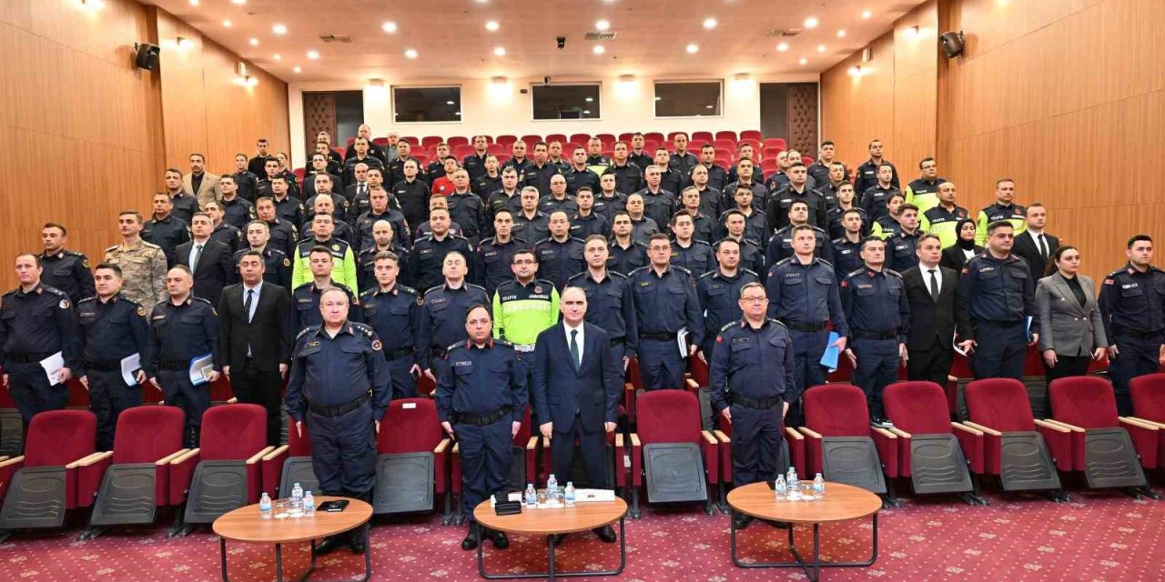 Vali Özkan’dan jandarmaya övgü