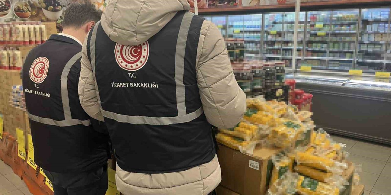 İzmir’de Ramazan öncesi market denetimi