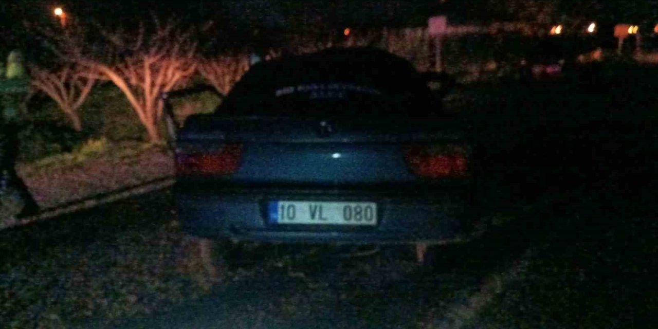 Manisa’da kamyon ile otomobil çarpıştı: 1 ölü, 1 yaralı