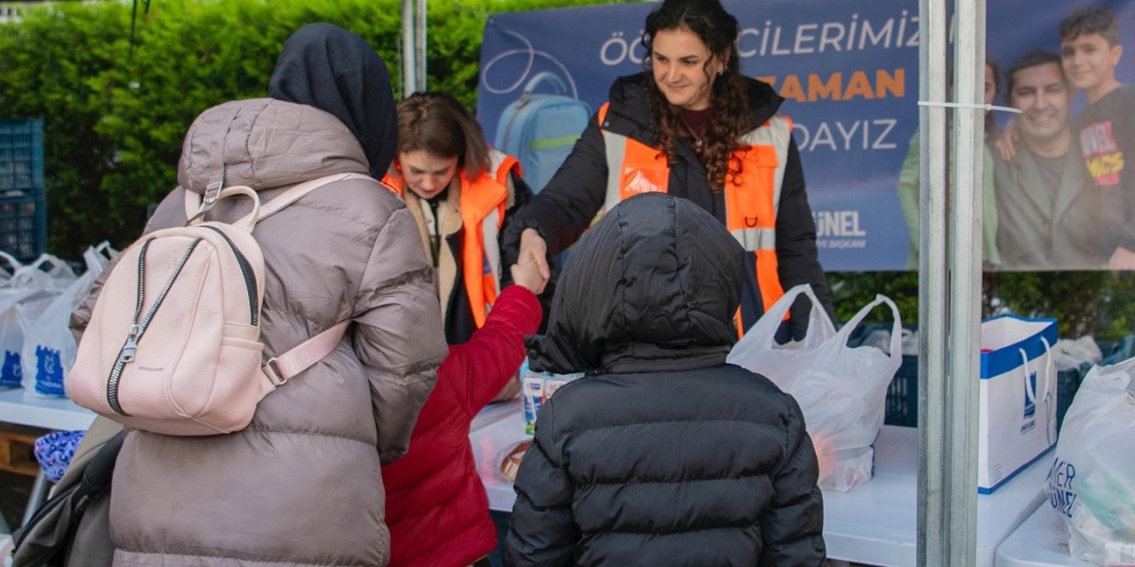 Öğrencilere ikinci dönemin ilk beslenme çantaları ulaştırıldı