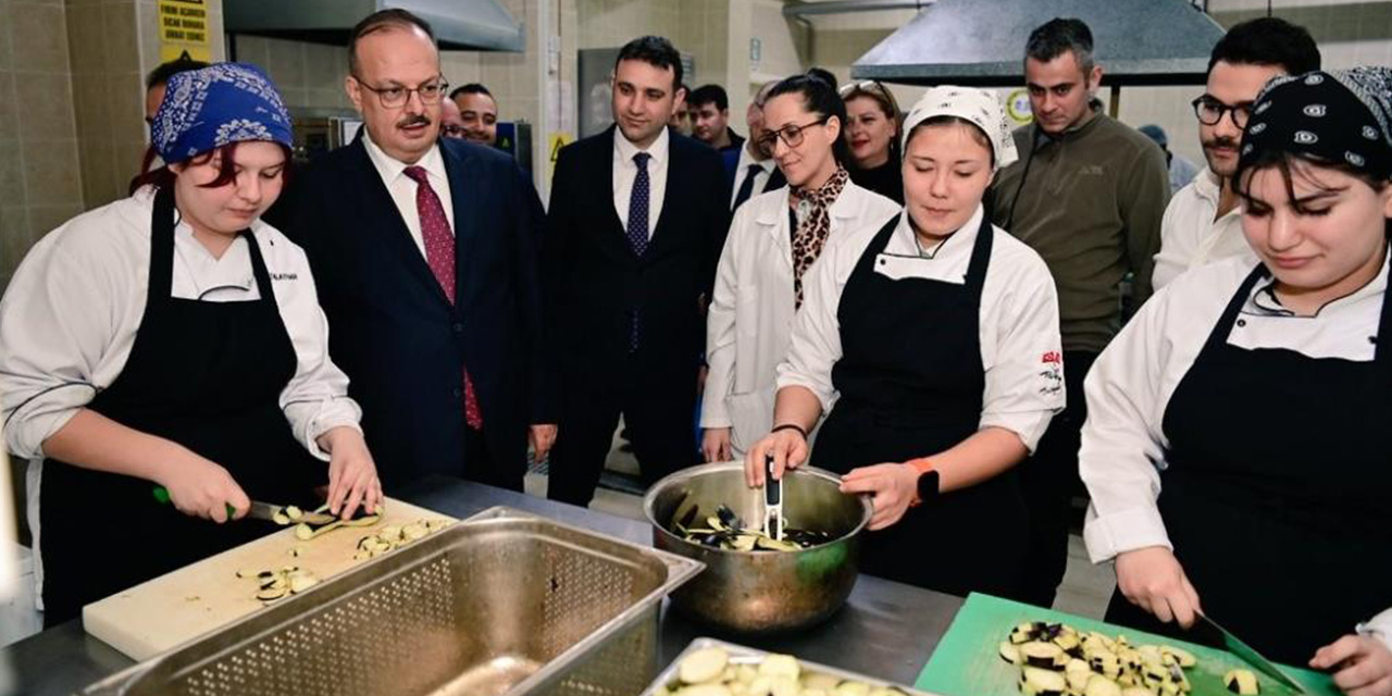 Aydın Valisi Canbolat’tan Turizm Meslek Lisesi’ne ziyaret