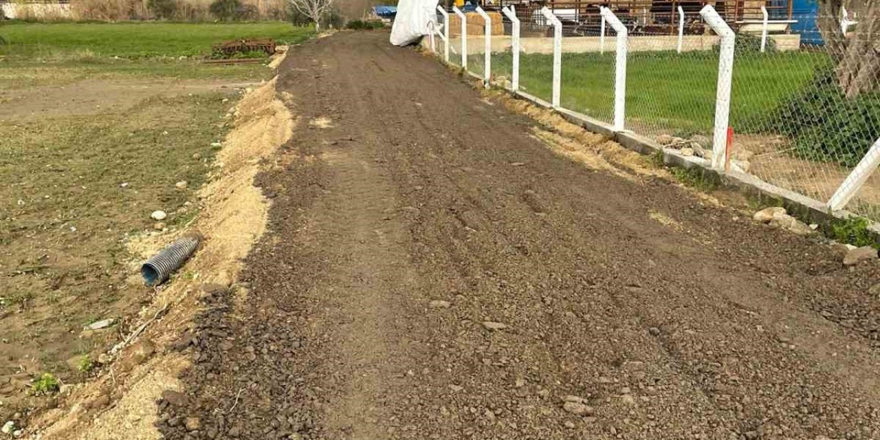 Yenipazar’da tarla, bahçe ve ahır yolları yenileniyor
