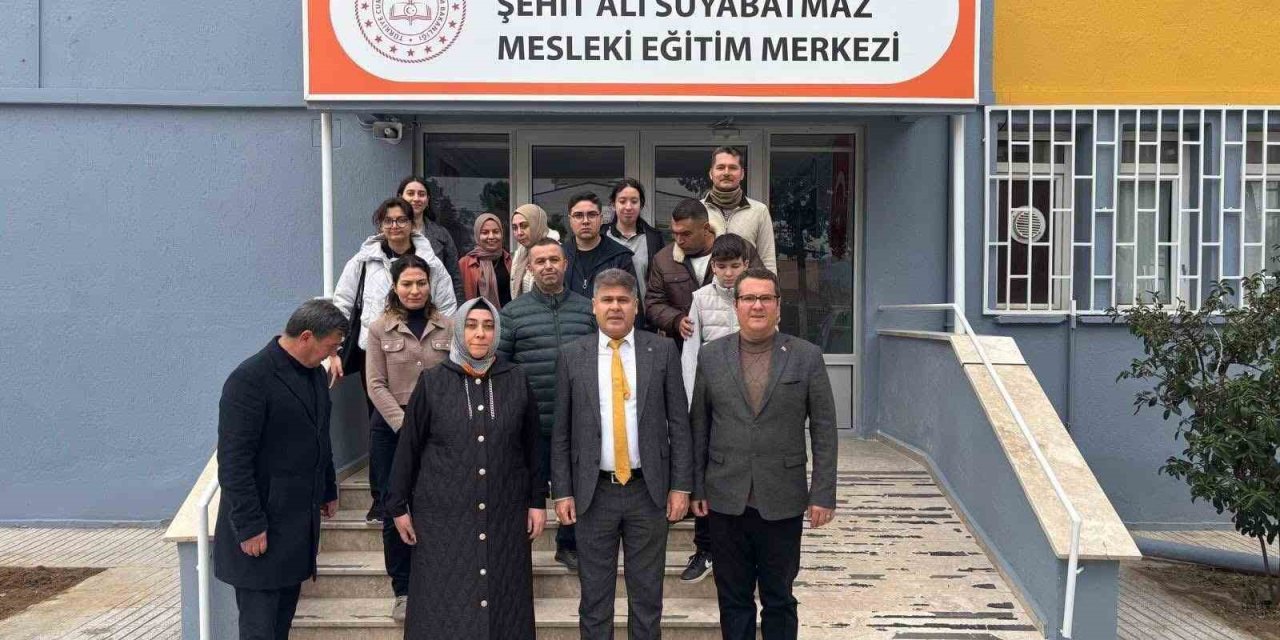 Sarıgöl’de meslek lisesine destek
