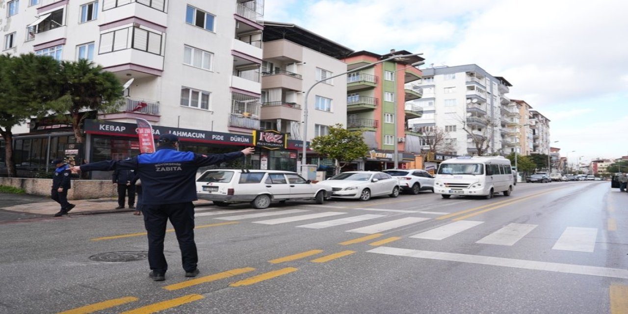 Denizli zabıtasından şehir içi minibüslere denetim