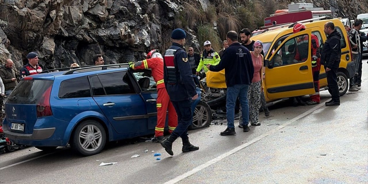 Fethiye’de trafik kazası: 7 yaralı