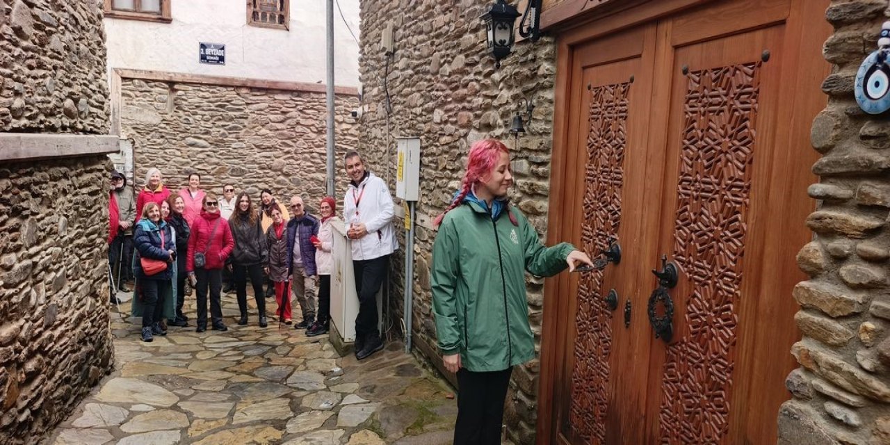 Aydınlı doğaseverler Ödemiş’in tarihi mirasını tanıdı