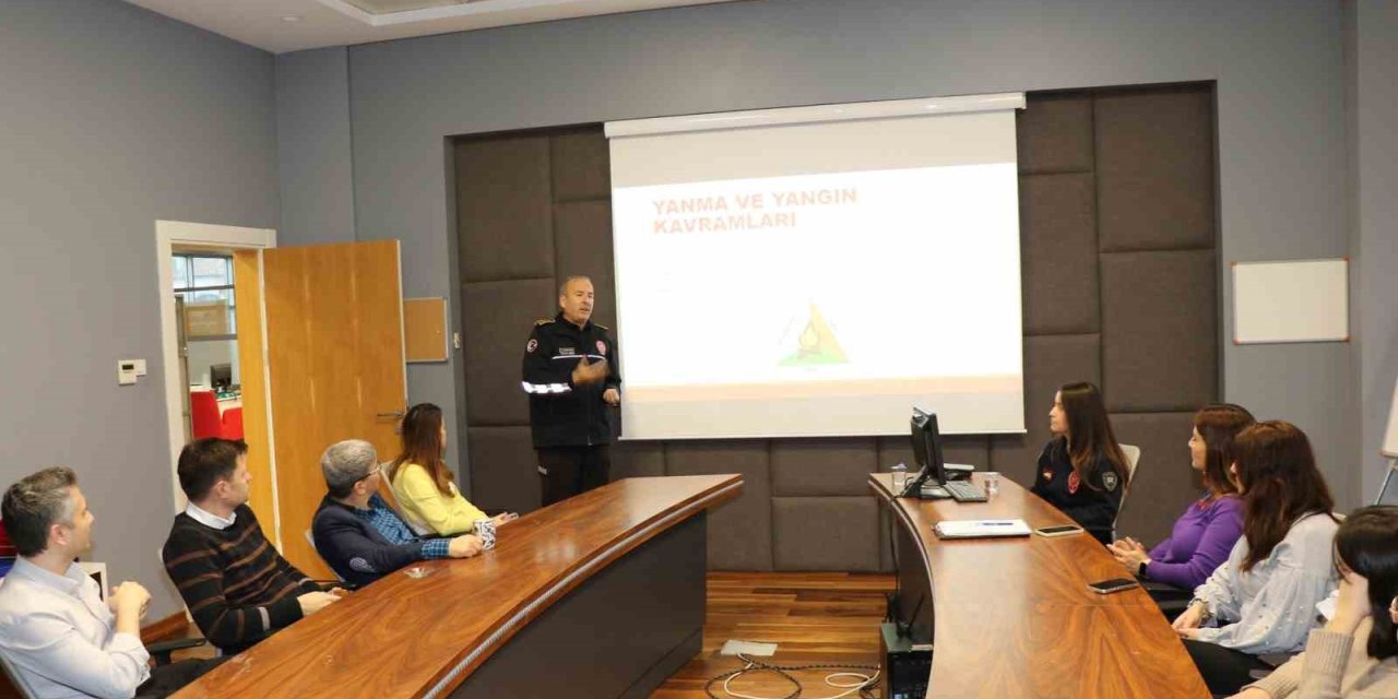 AYTO personeline temel yangın eğitimi verildi