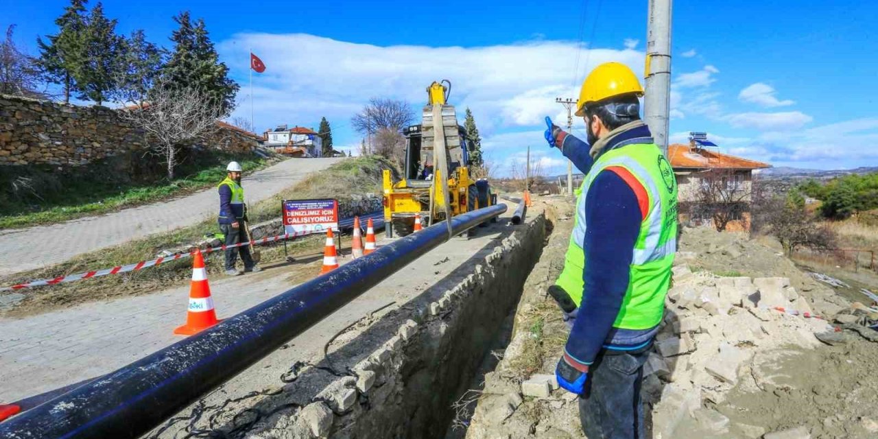 Çal’da ekonomik ömrünü tamamlayan hatlar bir bir yenileniyor