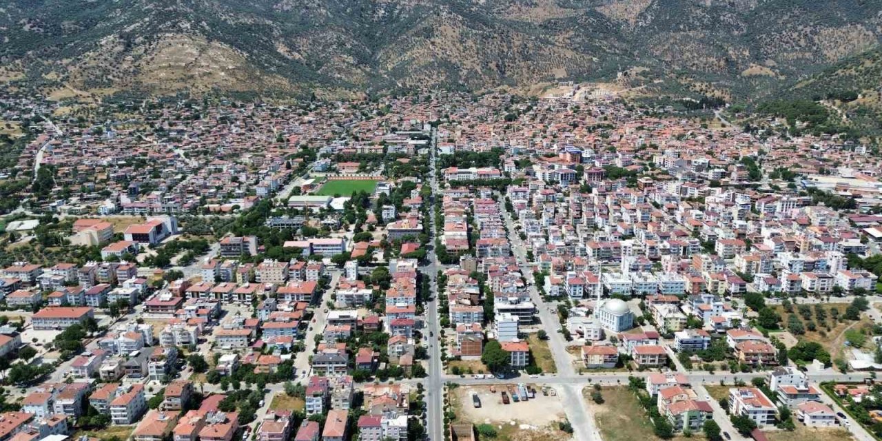 Bayındır’da nüfus alarm veriyor: Son dört yılda düşüş dikkat çekti