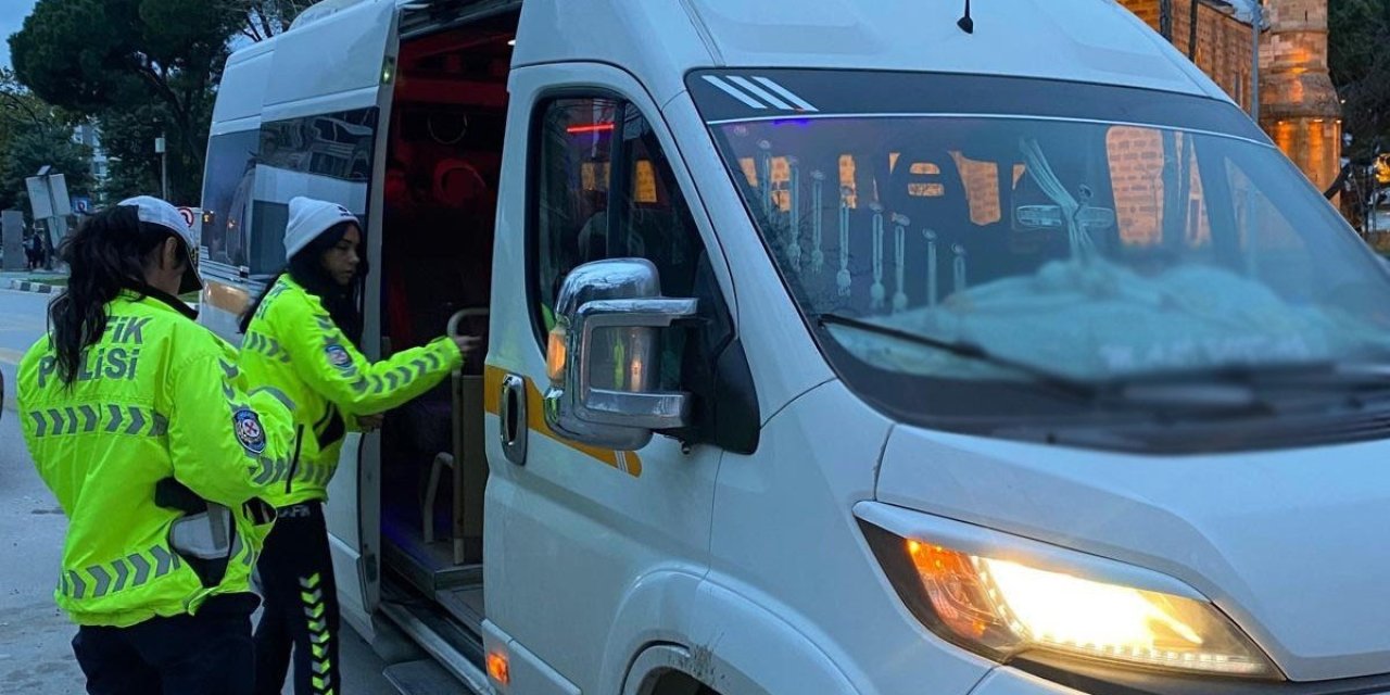 Okul servis araçlarına sıkı denetim