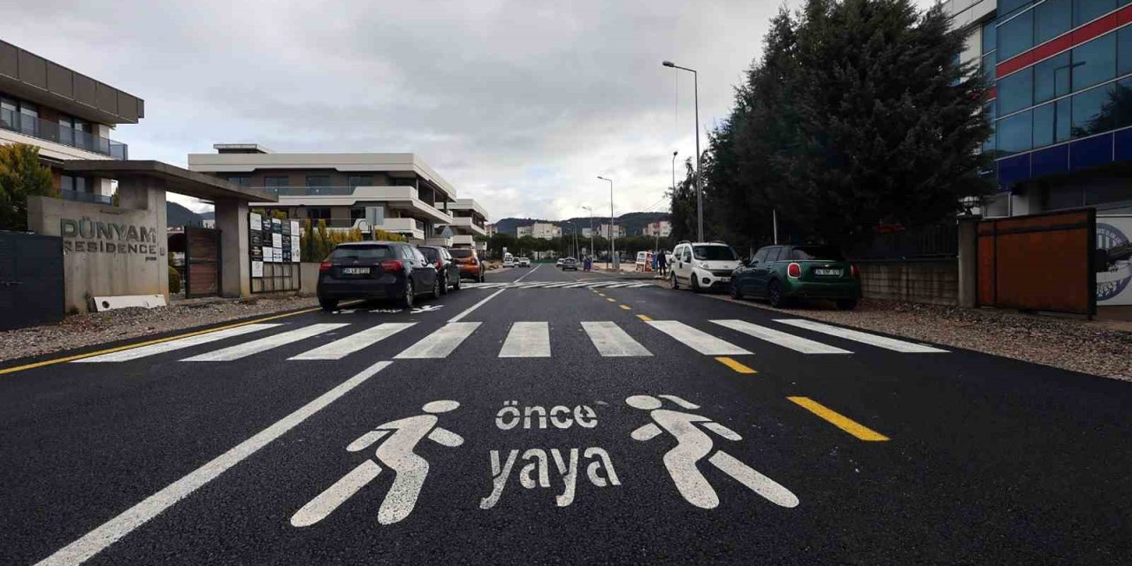 Büyükşehir Kolejler Bölgesi’nde yol yapım çalışmalarını tamamladı