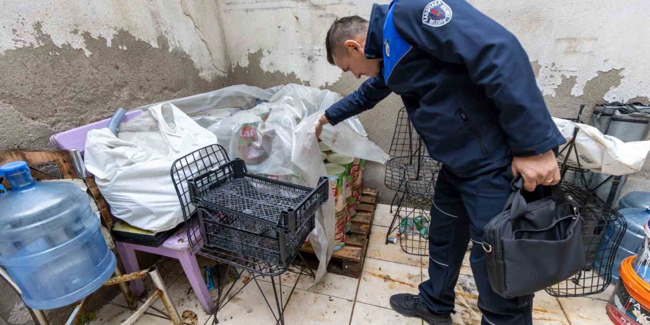 İzmir’de sağlıksız gıda üretimine suçüstü