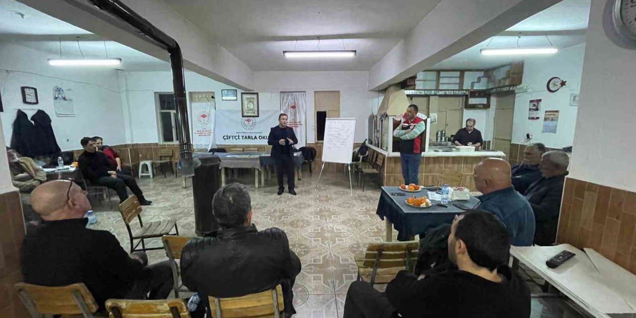 Köyceğiz’de "çiftçi tarla okulu" eğitimi gerçekleştirildi