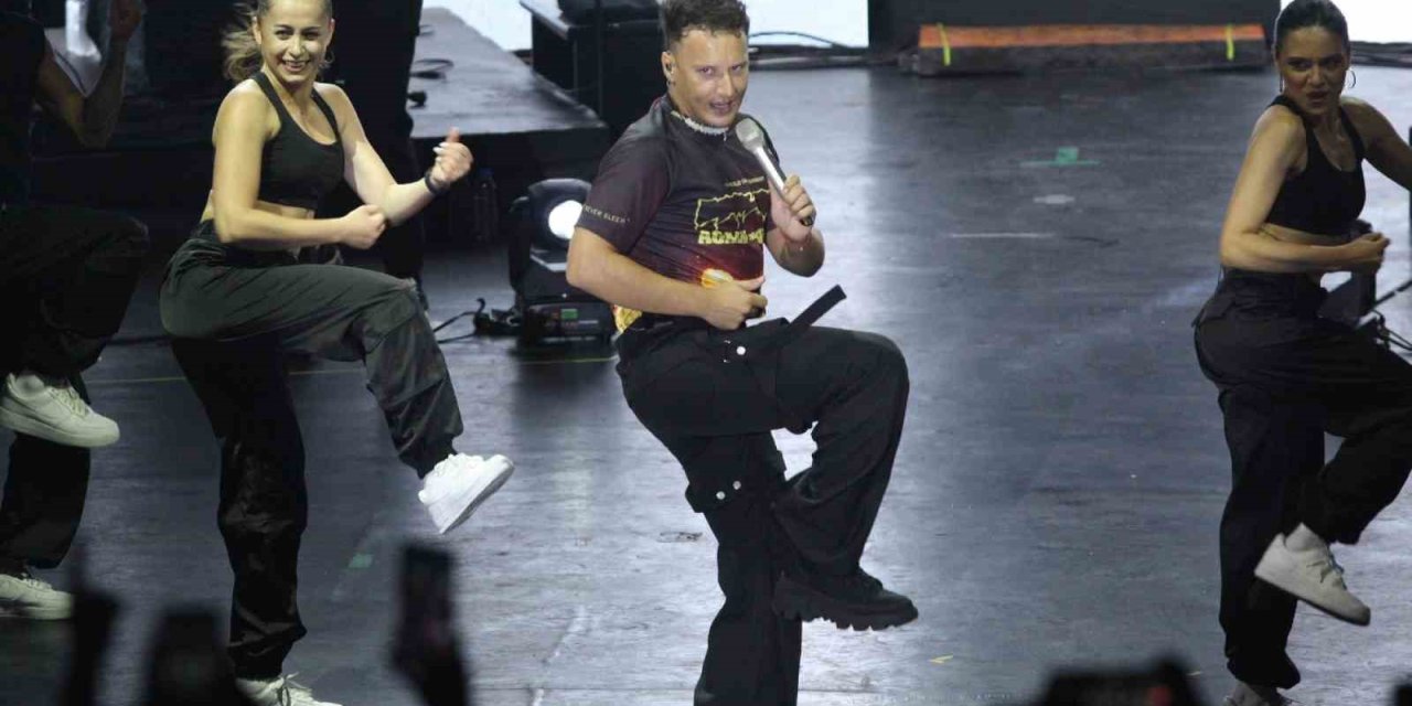 Büyükşehir’den Sevgililer Günü’ne Edis konseri