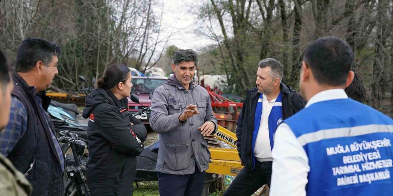 Muğla Büyükşehir’den Köyceğiz’de sel sonrası üreticiye destek