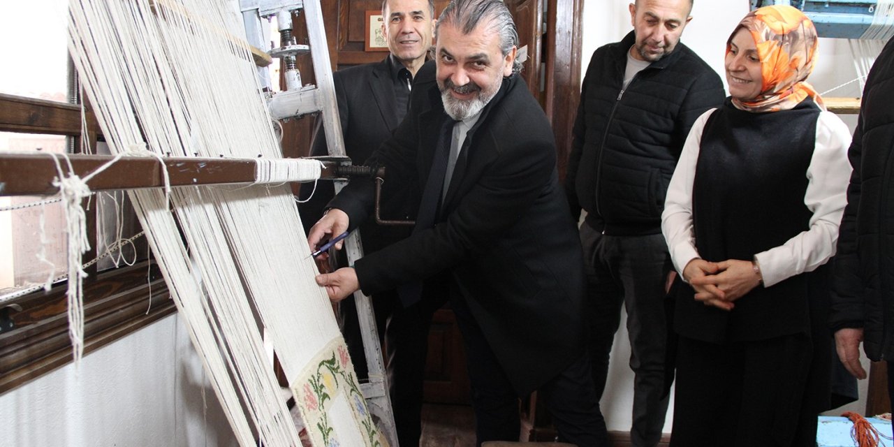 Halk eğitim kursunda gelenek yeniden canlandı