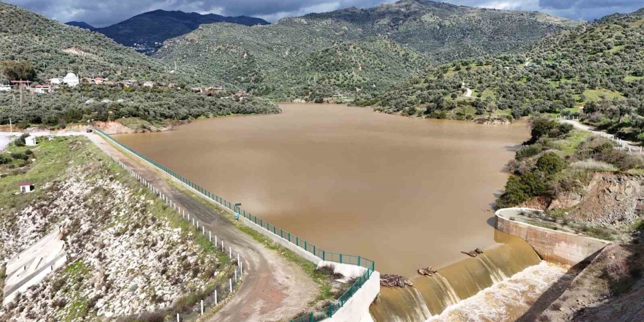 Sultanhisar’da göletler sağanakla doldu taştı
