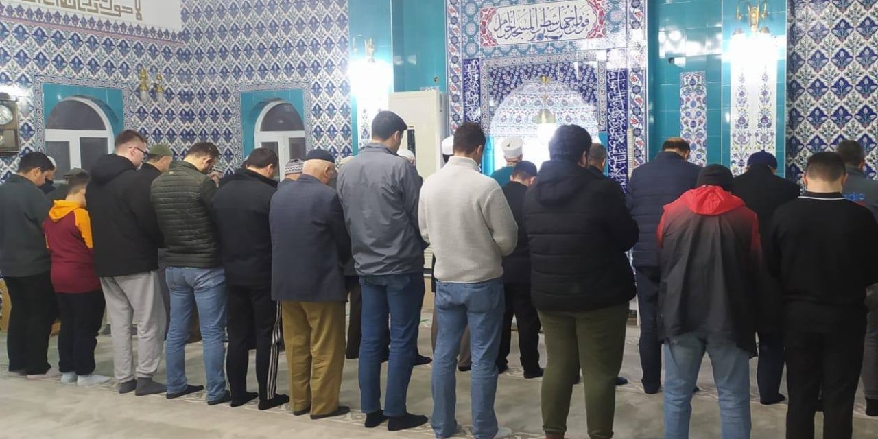 Çine’de cemaat Ramazan öncesi sabah namazında buluştu