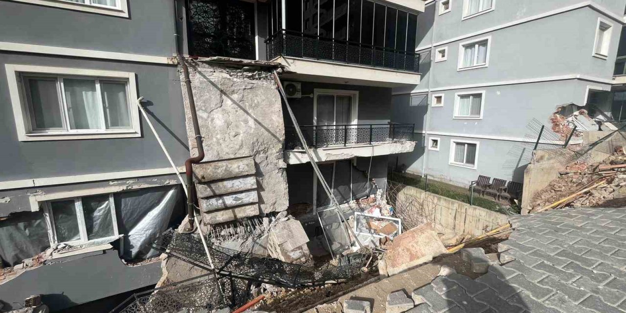 Menemen’de istinat duvarı çöken bölgede çalışmalar ikinci gününde