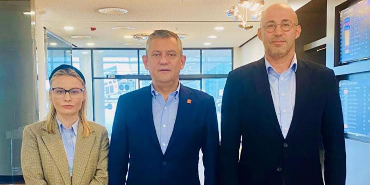 Özgür Özel, Ortaklar Çöp Şiş geleneğini bozmadı