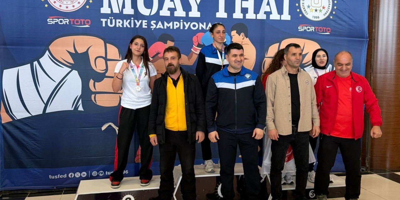 Üniversiteler arası Muaythai Şampiyonasında Manisalı sporculardan 3 madalya
