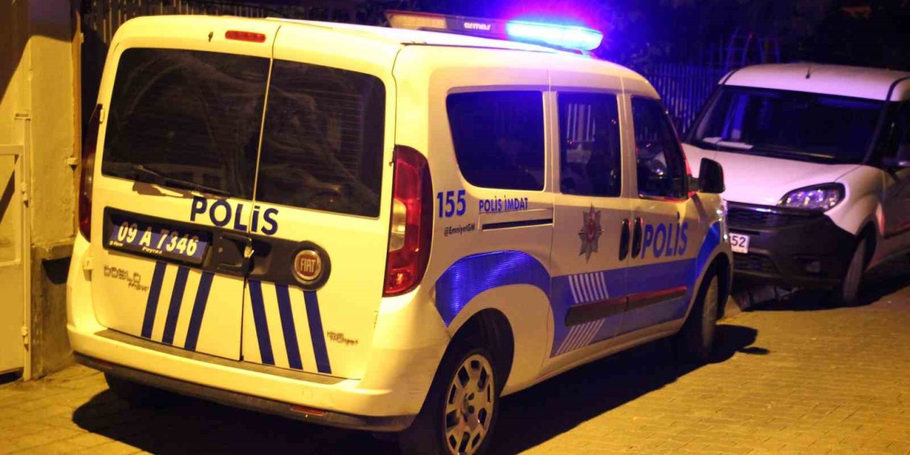 Kuyumcuda suçüstü: Levye ve kesme makasıyla yakalandı