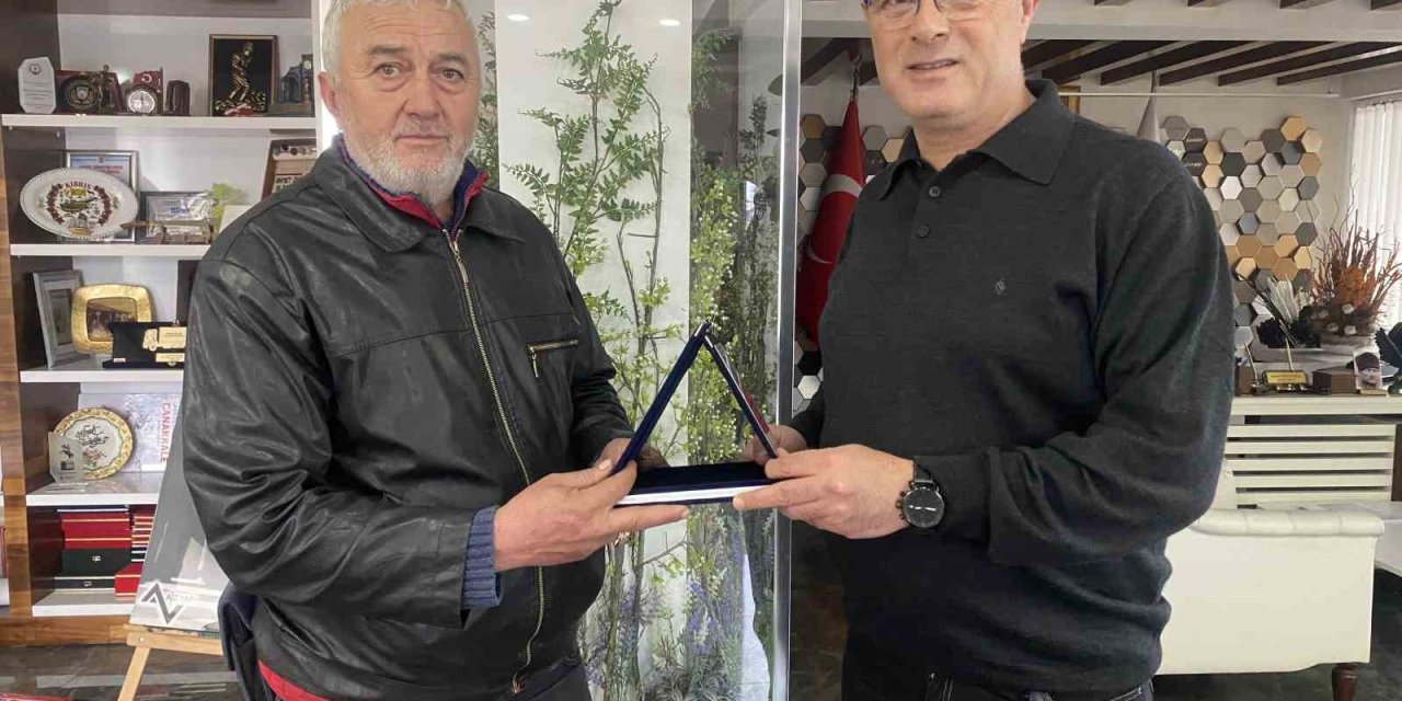 Temizlik işçisinden alkışlanacak hareket